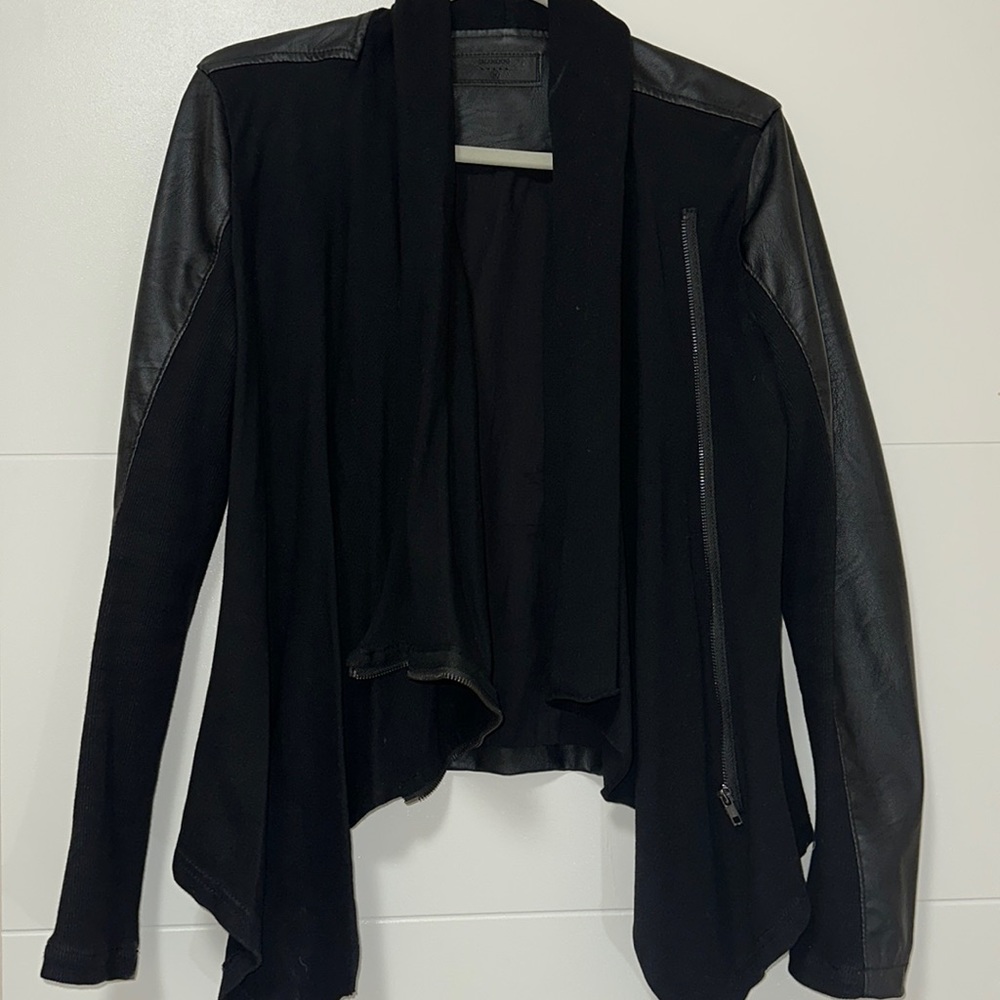 BLANKNYC Jacket✨ Size M✨